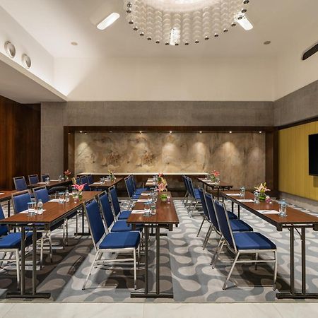 Avasa Hotel Хидерабад Екстериор снимка