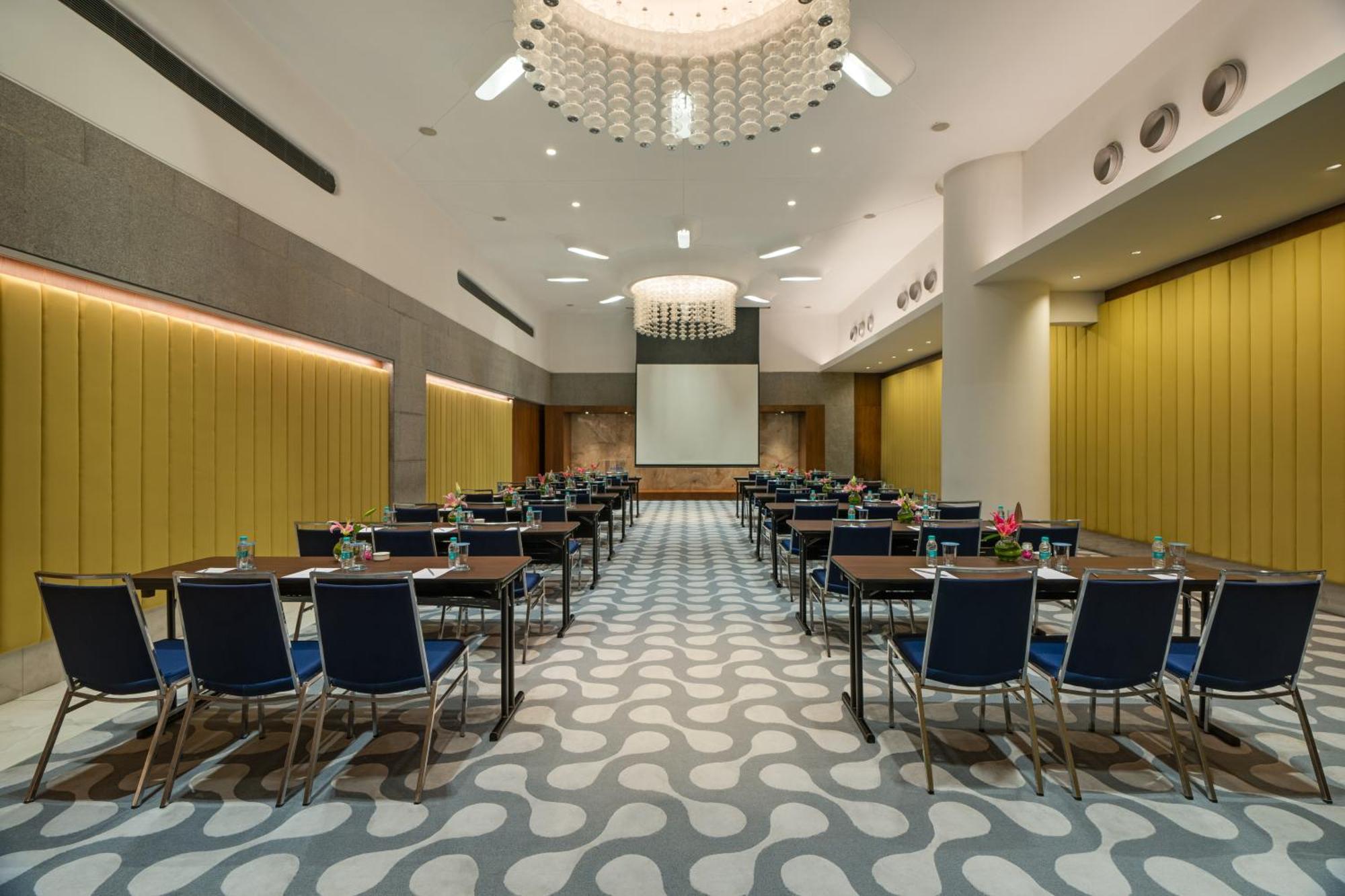 Avasa Hotel Хидерабад Екстериор снимка