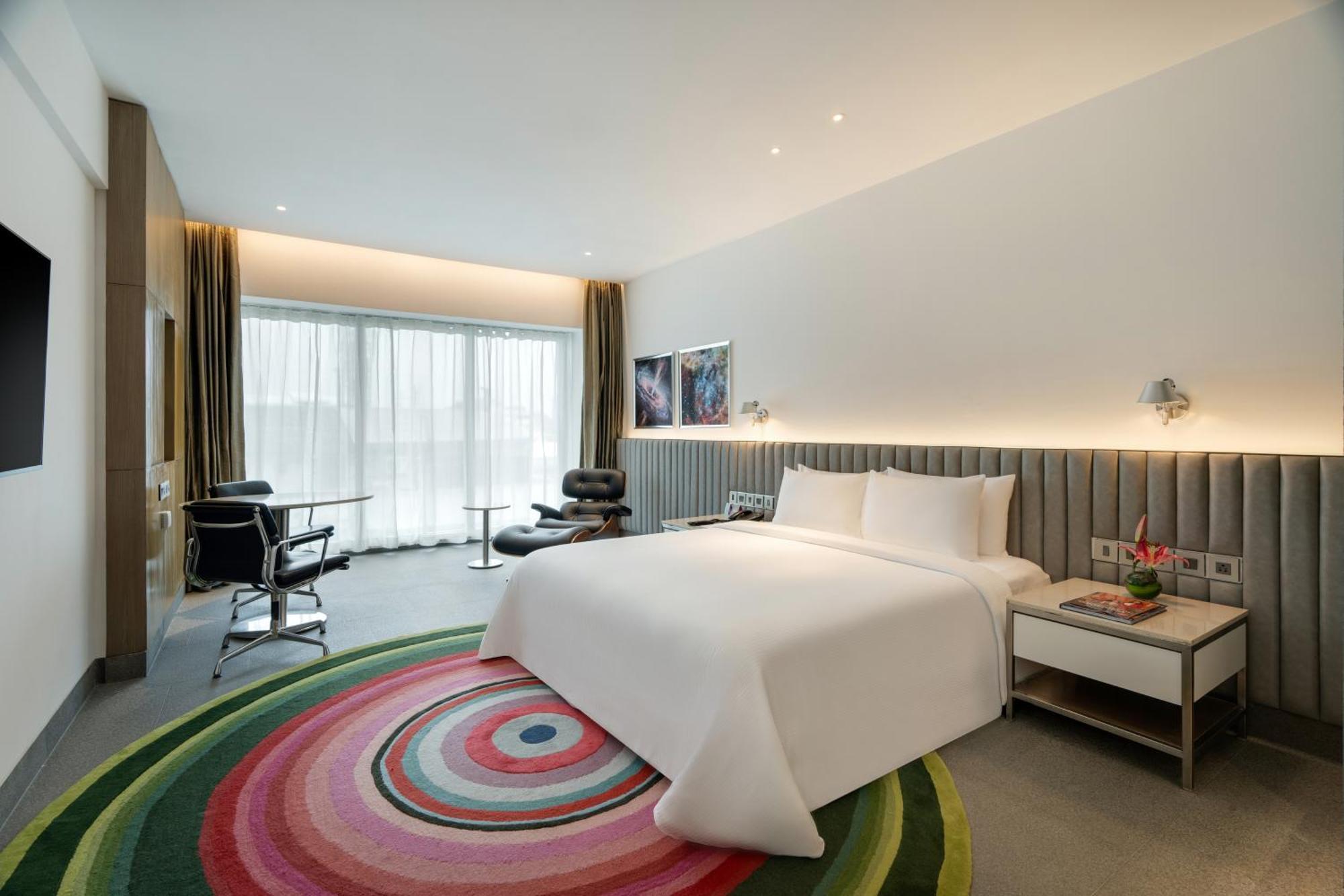 Avasa Hotel Хидерабад Екстериор снимка