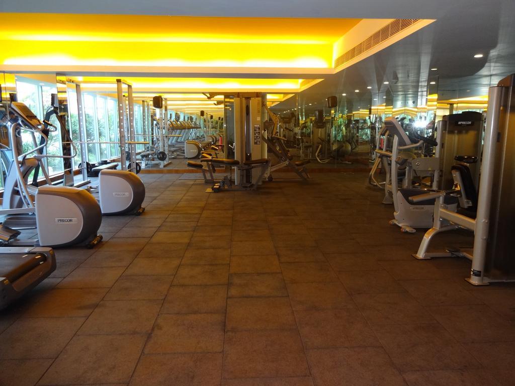Avasa Hotel Хидерабад Екстериор снимка