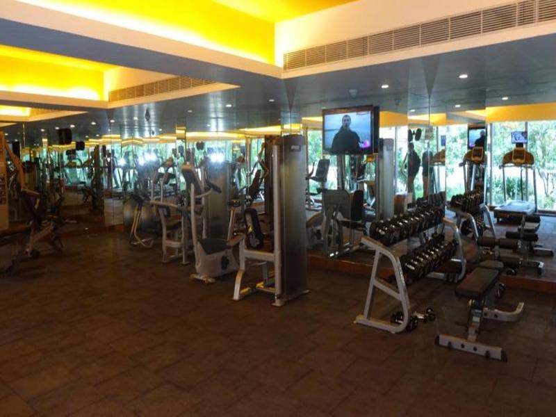 Avasa Hotel Хидерабад Екстериор снимка